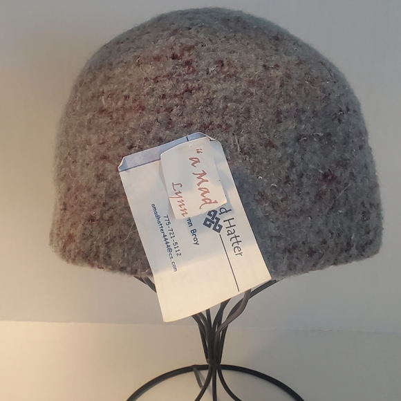 Rare Cloche Hat with Button Accents by A Mad Hatter 100% Wool Women's One Size - Picture 2 of 6